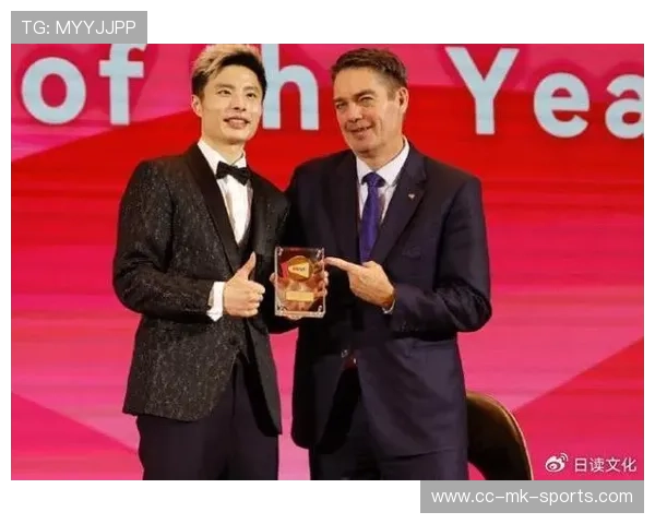 世界羽联颁奖典礼石宇奇独揽双料奖项
