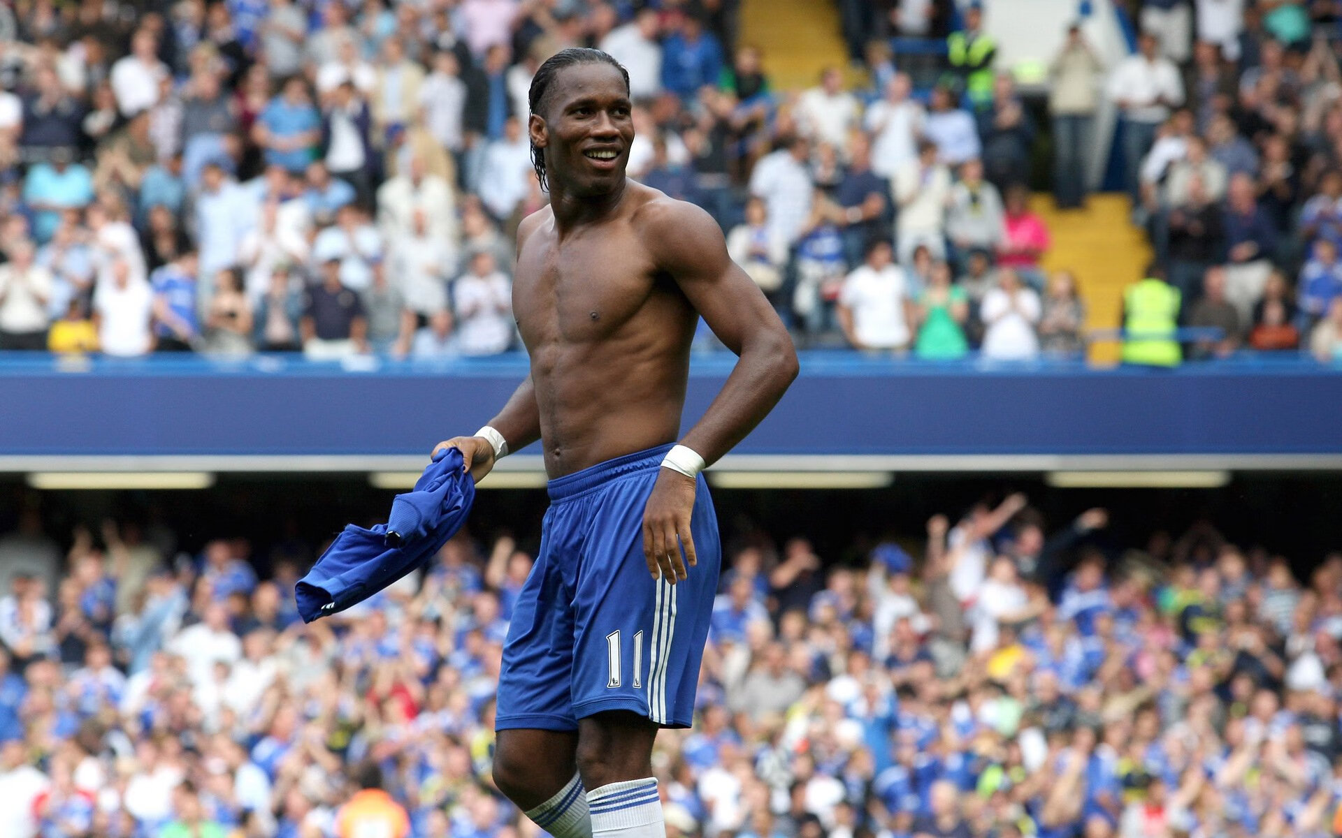 mk体育app下载-争冠路上的“爆冷”奇迹：一些意料之外的胜利