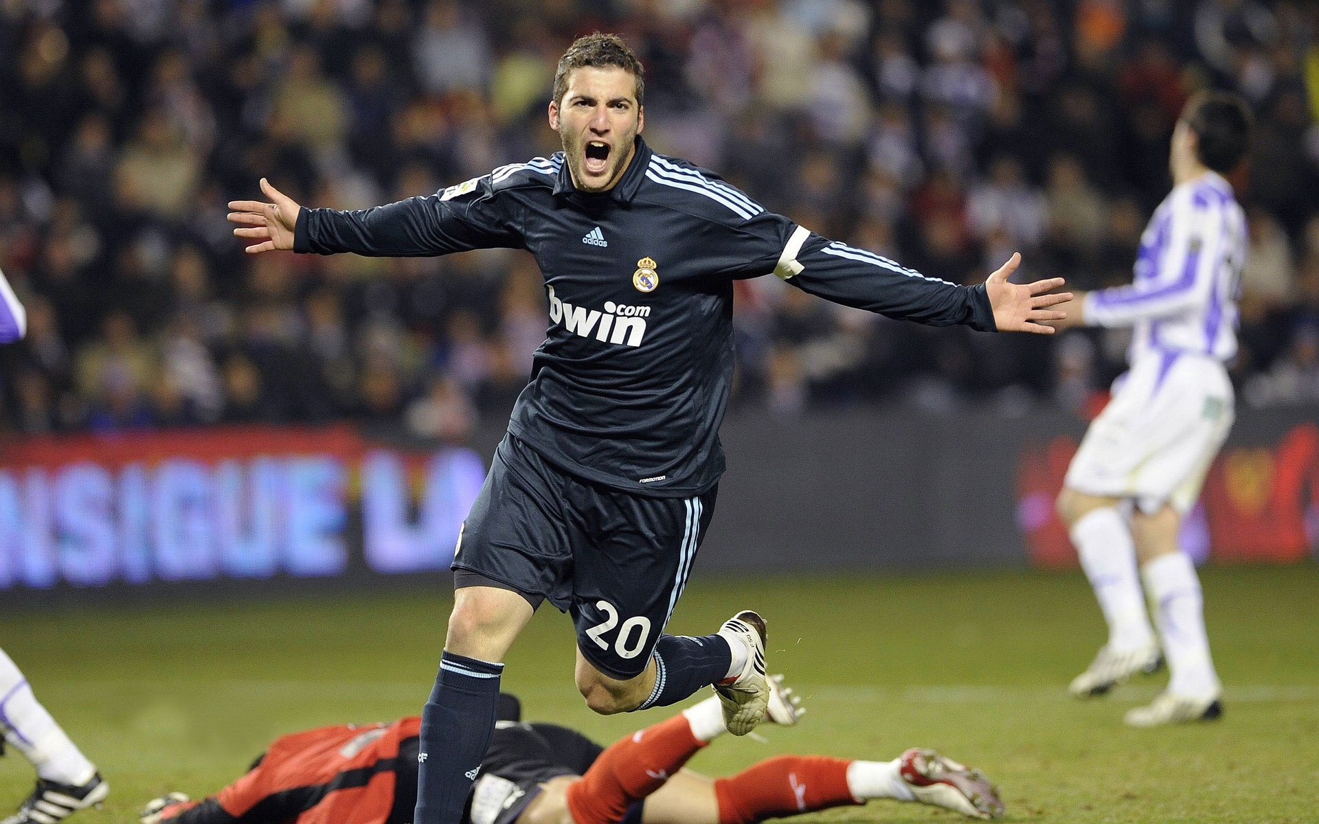 体育mk-德甲球队研究高强度比赛中体能衰减与失误率关系，体能衰竭是什么意思